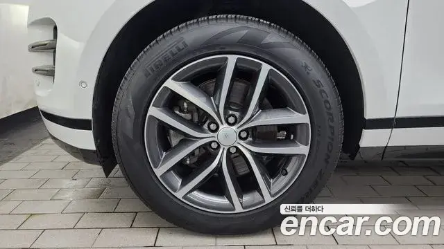 Land Rover Range Rover Evoque 2024 — Photo 19/20