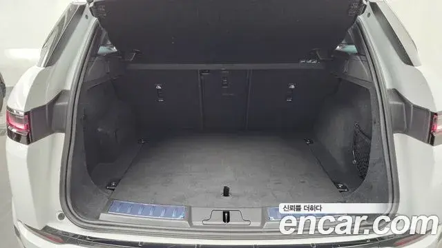 Land Rover Range Rover Evoque 2024 — Photo 3/20