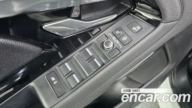 Land Rover Range Rover Evoque 2019 — Şəkil 21/31
