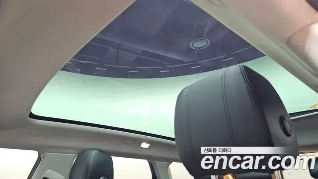 Land Rover Range Rover Evoque 2019 — Şəkil 25/31