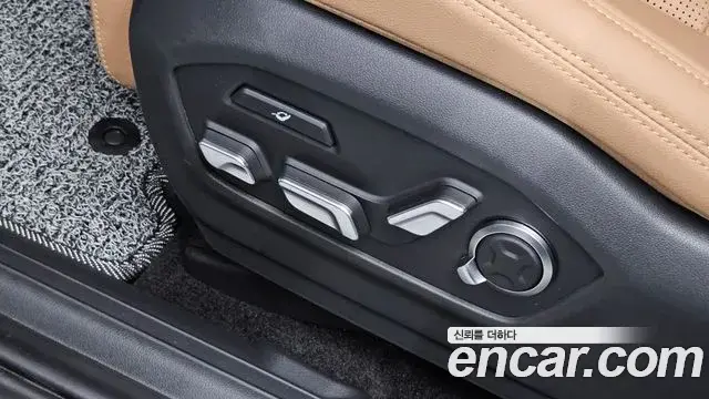 Hyundai Santa Fe 2026 — Photo 22/34