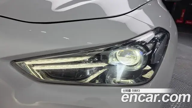 Genesis G70 2018 — Photo 22/30