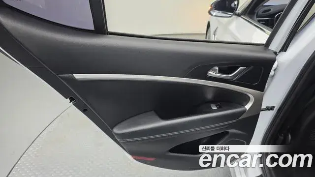 Genesis G70 2018 — Photo 13/30