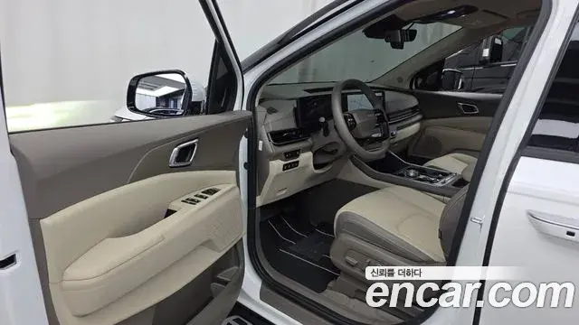 Kia Carnival 2026 — Photo 24/32