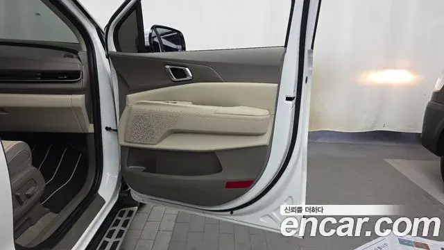 Kia Carnival 2026 — Photo 23/32