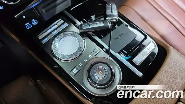 Genesis G80 2022 — Photo 17/32
