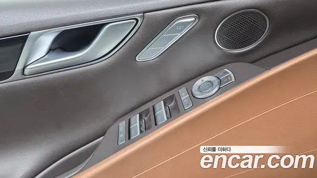 Genesis G80 2022 — Photo 7/32