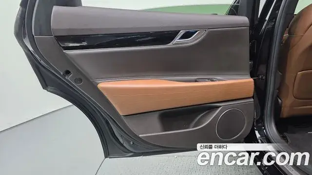 Genesis G80 2022 — Photo 29/32