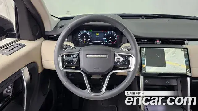 Land Rover Discovery Sport 2024 — Фото 13/20