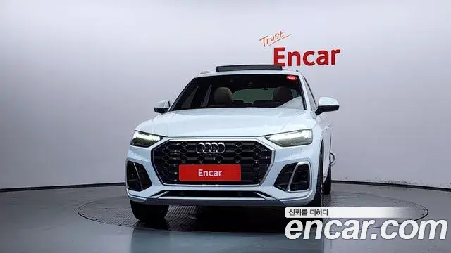 Audi Q5 2021 — Photo 3/20