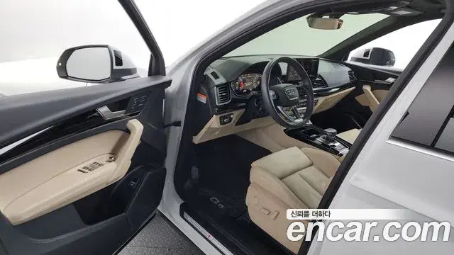 Audi Q5 2021 — Photo 10/20