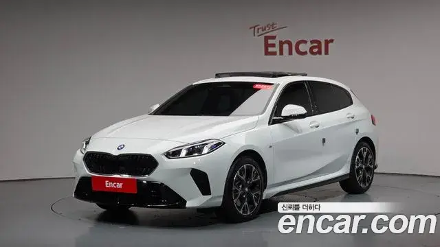BMW 1 Series 2025 — ფოტო 12/34
