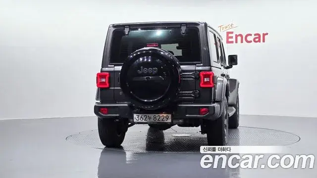 Jeep Wrangler 2019 — Photo 8/34