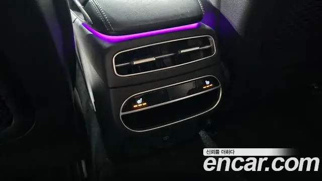 Genesis GV70 2021 — Şəkil 19/35