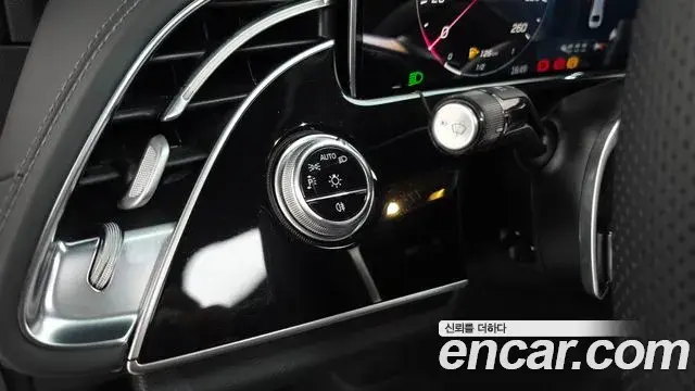 Mercedes-Benz E-Class 2025 — Фото 20/20