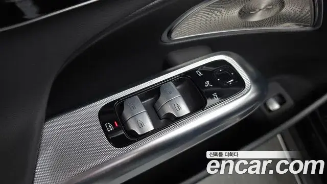 Mercedes-Benz E-Class 2025 — Şəkil 12/37