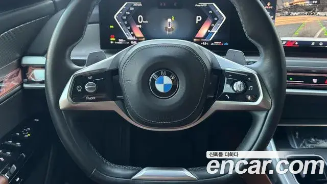 BMW 7 Series 2023 — Photo 13/20