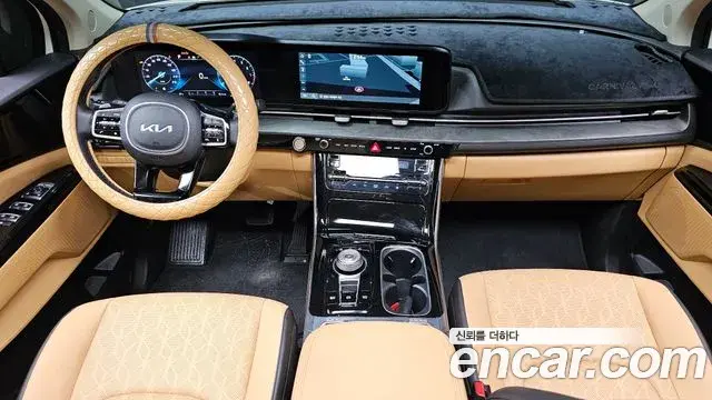 Kia Carnival 2022 — Photo 7/20