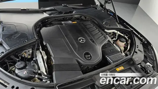 Mercedes-Benz S-Class 2022 — Şəkil 13/34
