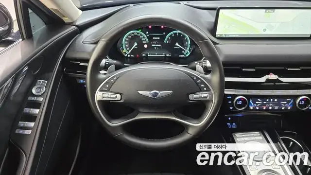 Genesis Electrified G80 2022 — Photo 13/20