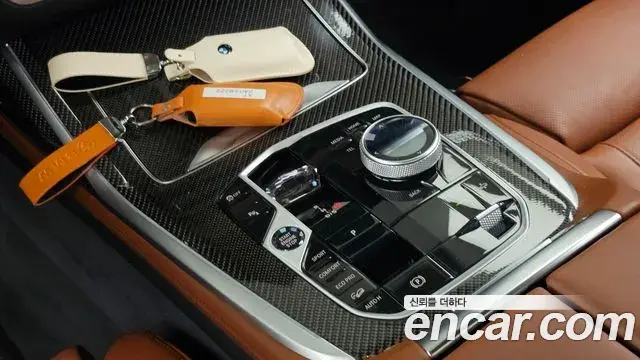 BMW X7 2024 — Photo 17/44
