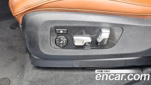 BMW X7 2024 — Photo 30/44