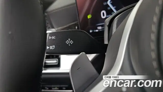 BMW X7 2024 — Photo 32/44