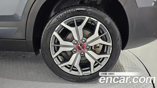 Kia Seltos 2022 — Şəkil 12/30