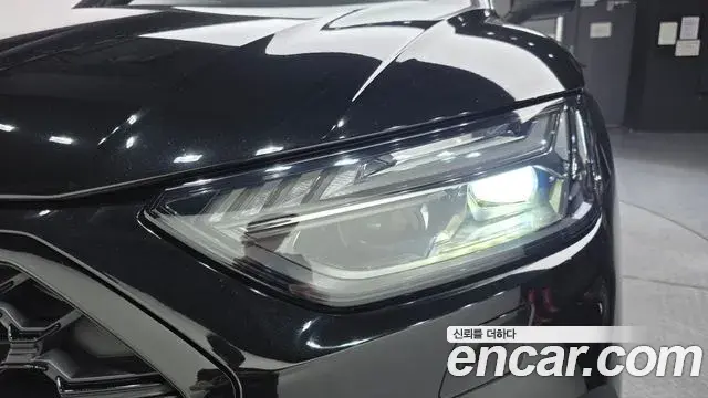 Audi SQ5 2021 — Şəkil 7/32