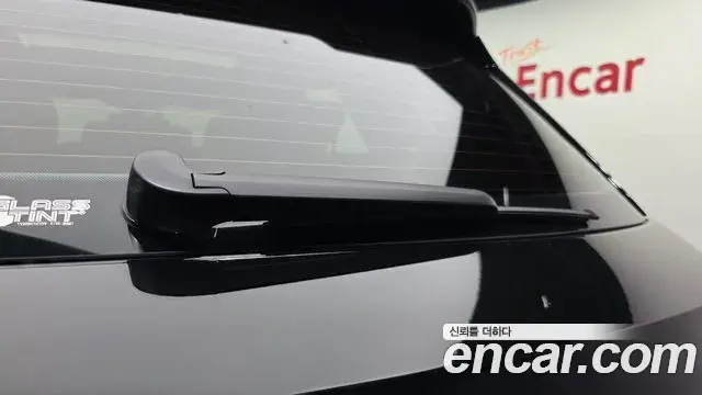 Audi SQ5 2021 — Şəkil 16/32