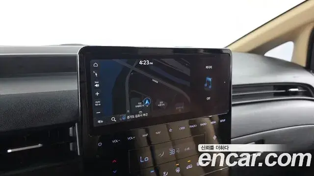 Hyundai Staria 2022 — Photo 13/20