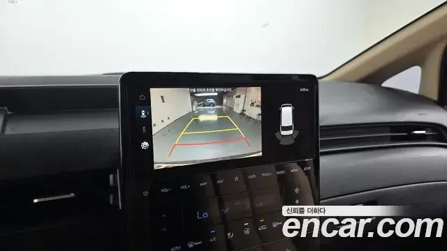 Hyundai Staria 2022 — Photo 14/20