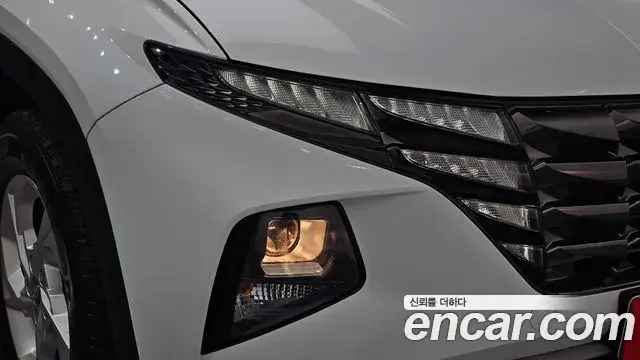Hyundai Tucson Hybrid 2022 — ფოტო 2/30