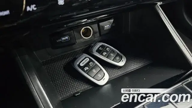Hyundai Tucson Hybrid 2022 — ფოტო 29/30