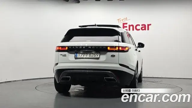 Land Rover Range Rover Velar 2018 — Фото 4/20