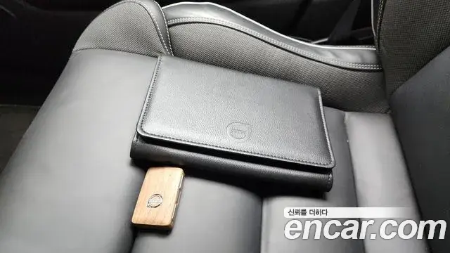 Volvo XC60 2020 — ფოტო 4/34