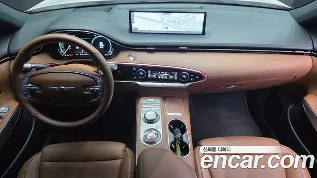 Genesis GV70 2023 — ფოტო 12/32