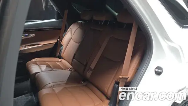 Genesis GV70 2023 — ფოტო 28/32