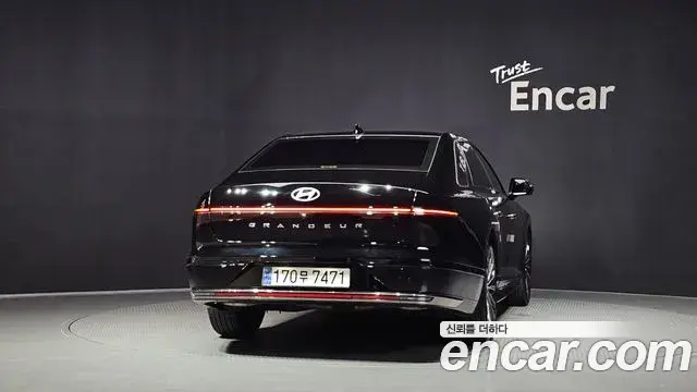 Hyundai Grandeur Hybrid 2024 — ფოტო 34/39