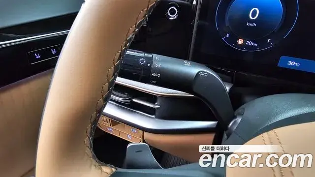 Hyundai Grandeur Hybrid 2024 — ფოტო 37/39