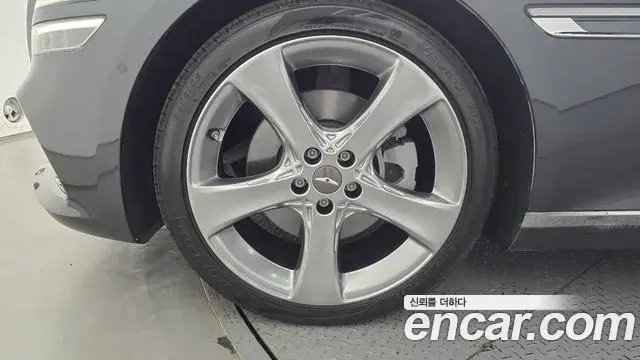 Genesis G80 2020 — Şəkil 13/32