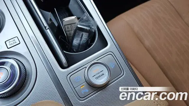Genesis GV80 2023 — Şəkil 10/38