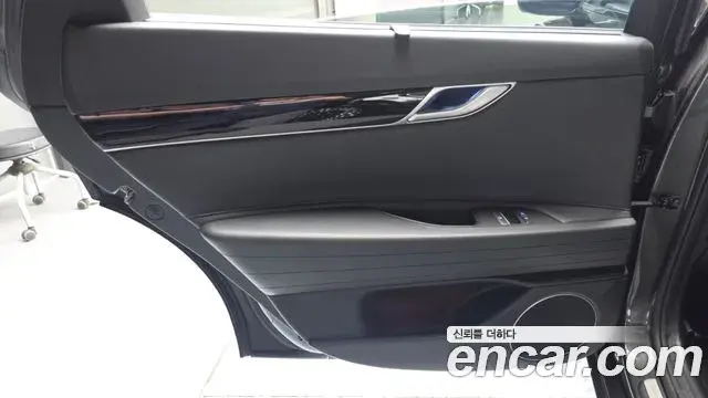 Genesis G80 2022 — ფოტო 16/34