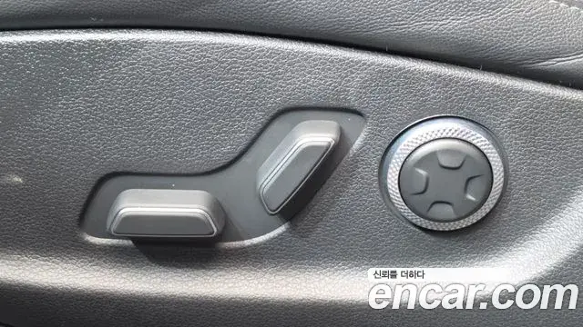 Genesis G80 2022 — ფოტო 29/34