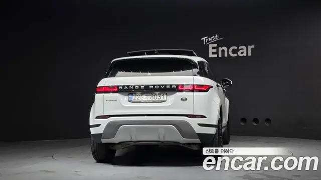 Land Rover Range Rover Evoque 2022 — Şəkil 29/38