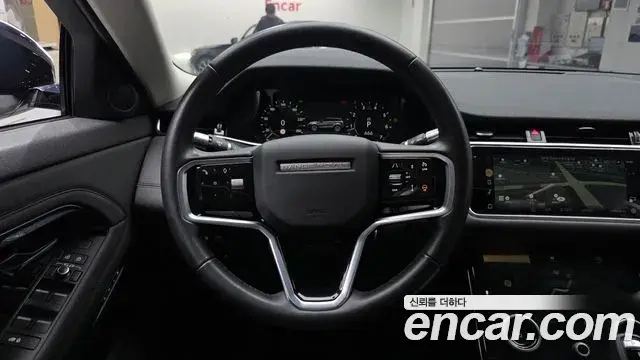 Land Rover Range Rover Evoque 2022 — Şəkil 34/38