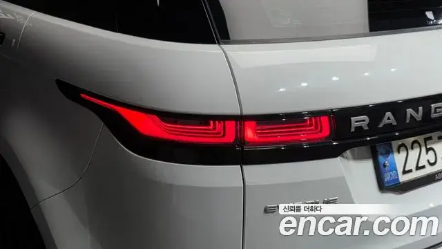 Land Rover Range Rover Evoque 2022 — Şəkil 35/38