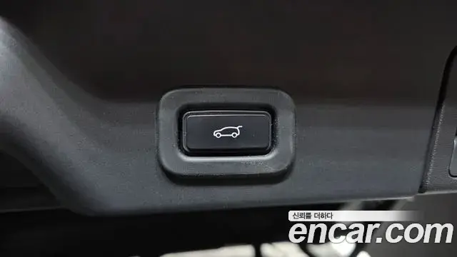 Land Rover Range Rover Evoque 2022 — Şəkil 19/38