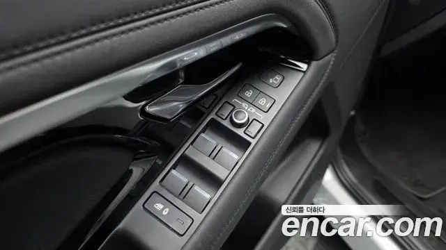 Land Rover Range Rover Evoque 2022 — Şəkil 23/38