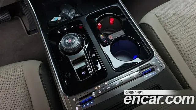 Kia Carnival 2024 — Photo 4/39